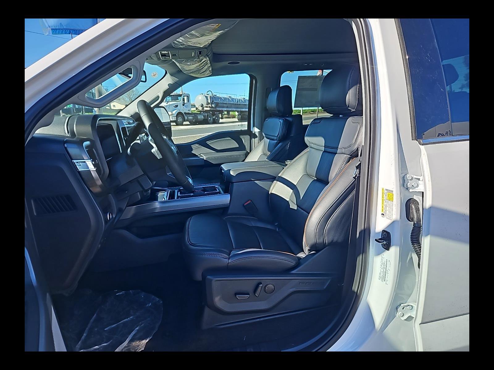 New 2026 Ford F350 Lariat w/ Lariat Ultimate Package image 19