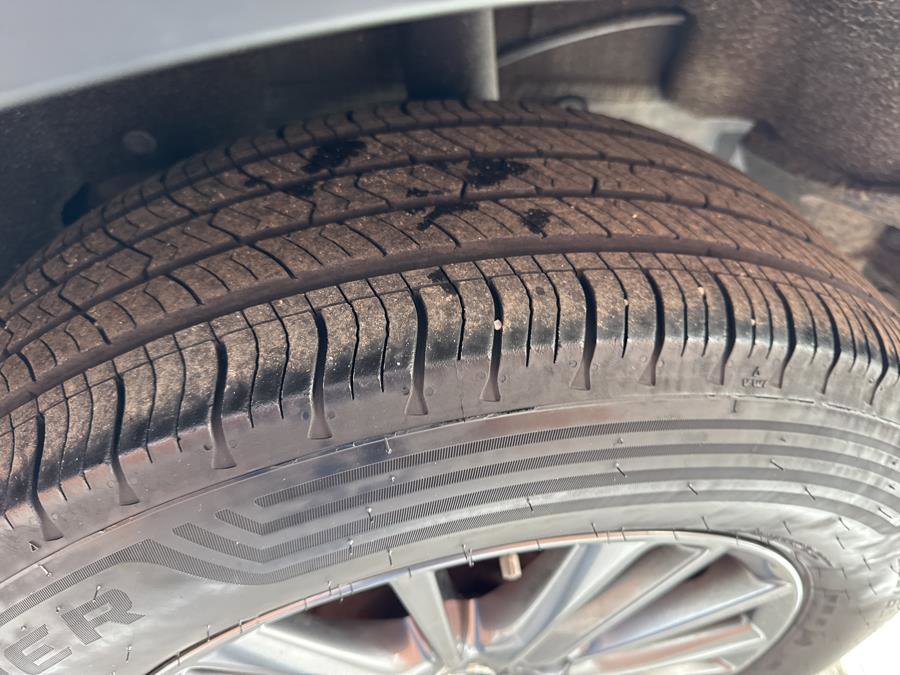 Used 2019 MAZDA CX-5 Touring image 17