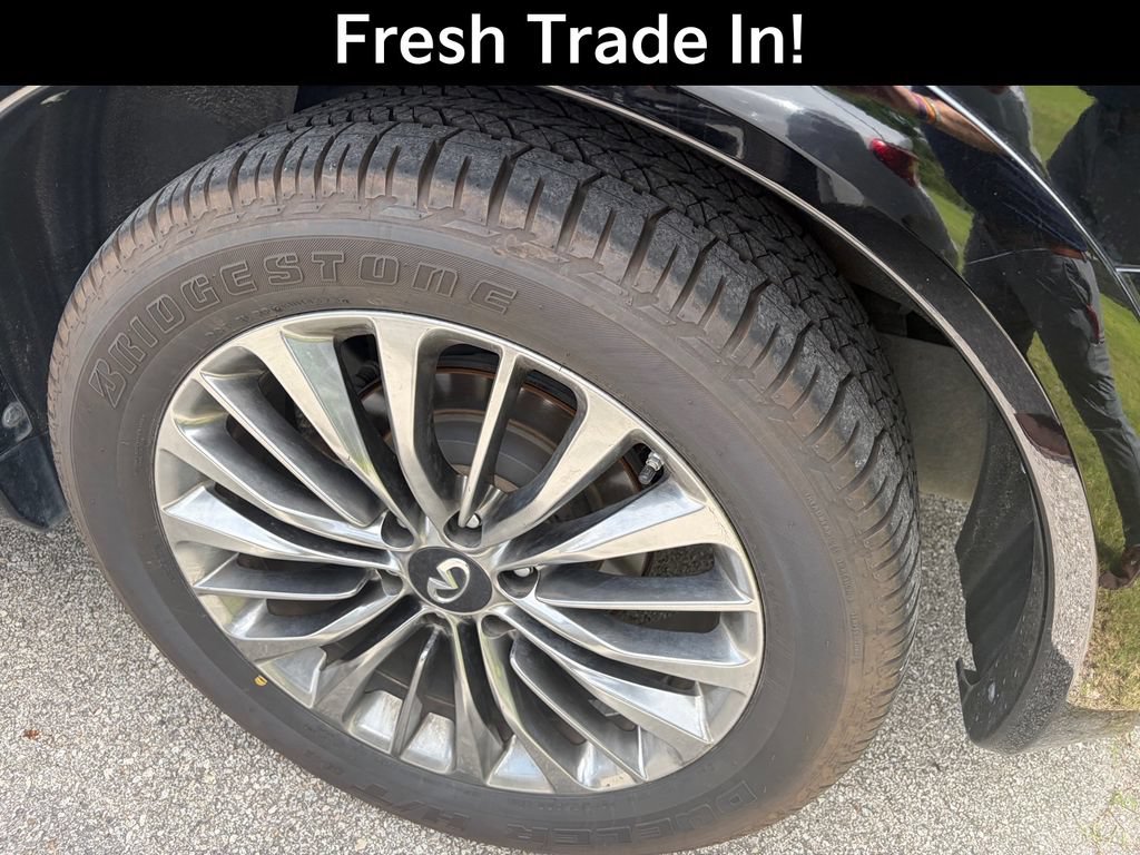 Used 2019 INFINITI QX80 Luxe w/ 22" Wheel Package AWD/4WD image 6