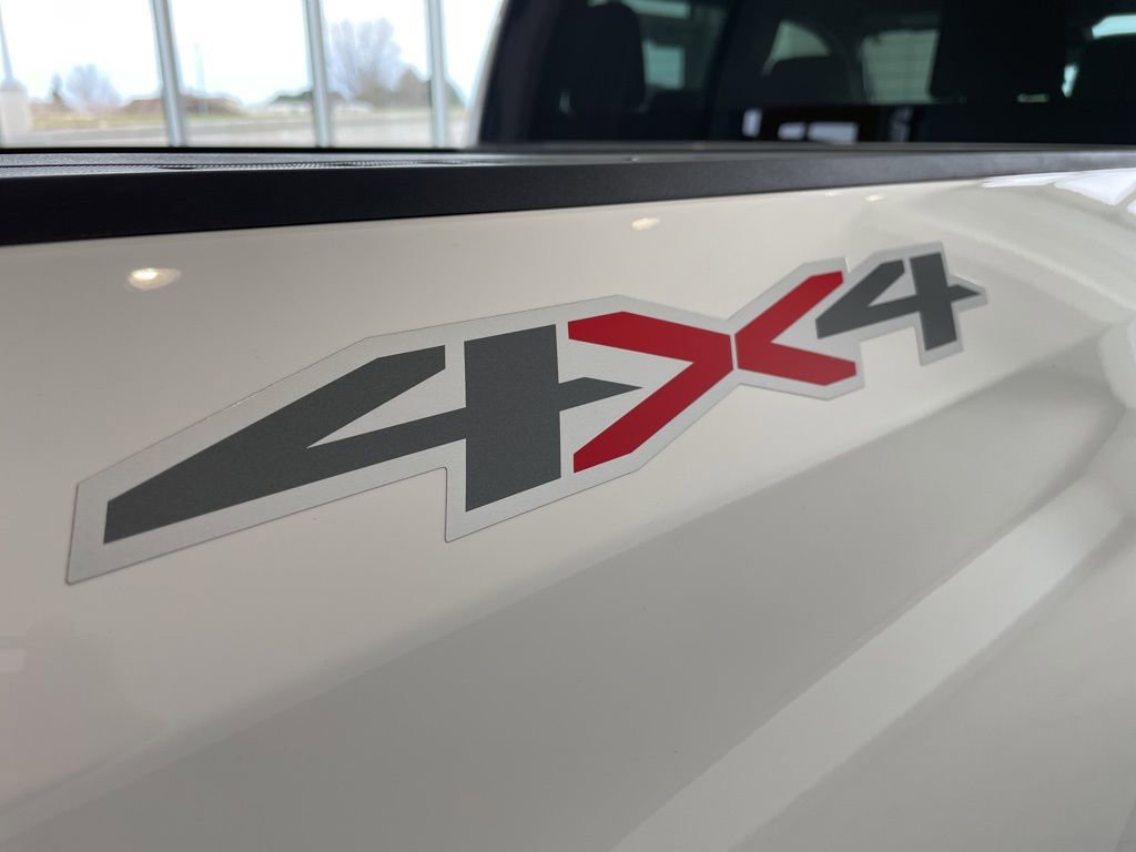 Used 2024 Chevrolet Silverado 1500 LT image 6