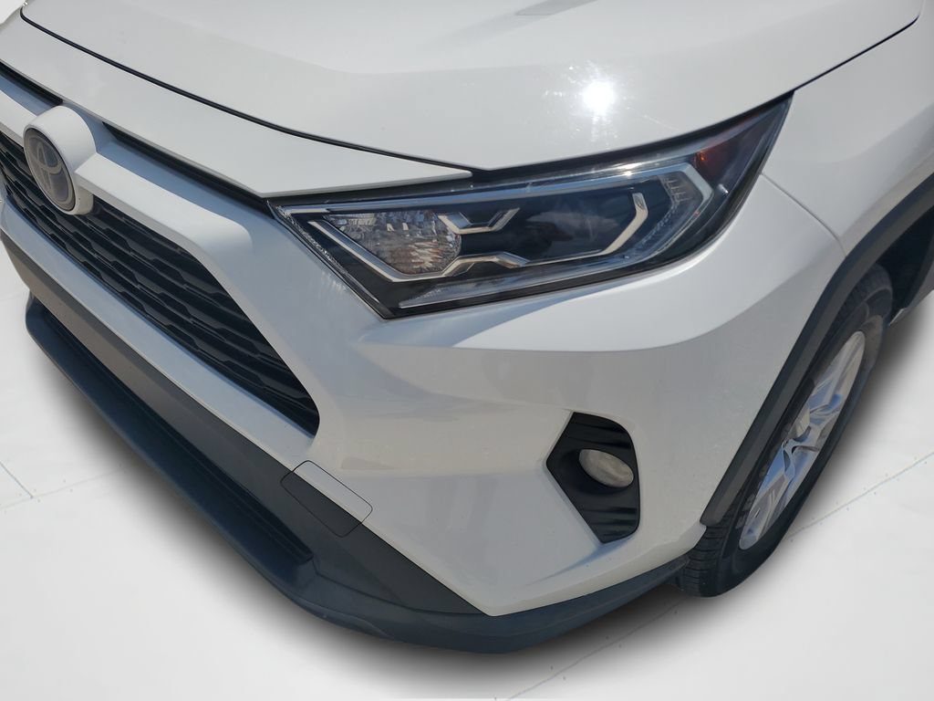 Used 2020 Toyota RAV4 XLE w/ Convenience Package AWD/4WD image 25