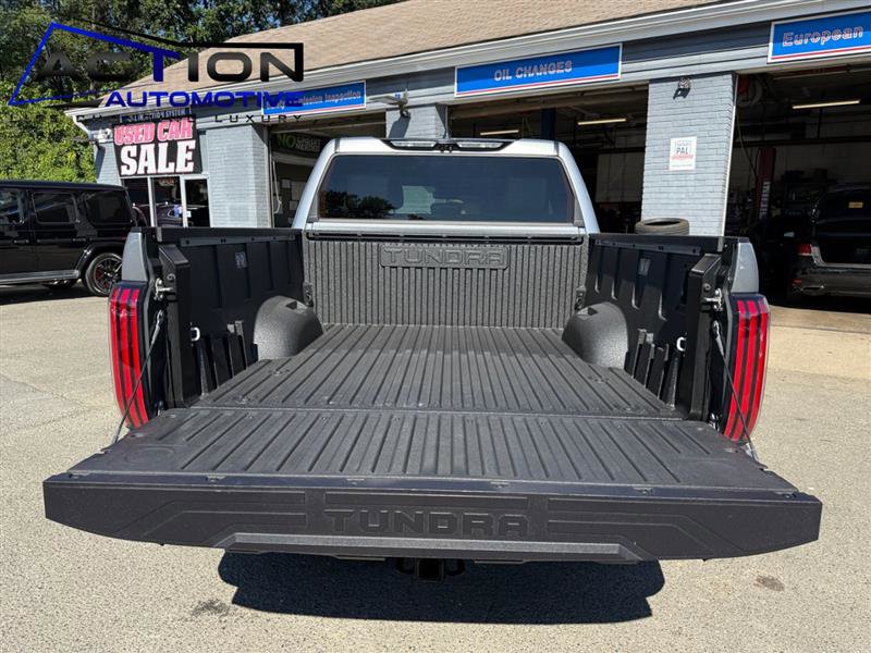 Used 2024 Toyota Tundra Limited image 17