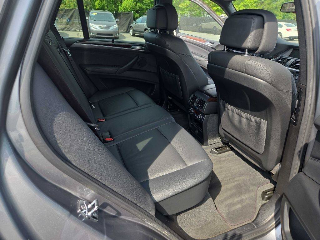 Used 2009 BMW X5 xDrive35d w/ Sport Pkg AWD/4WD image 30