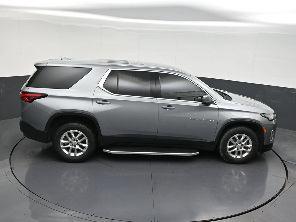 Used 2023 Chevrolet Traverse LS FWD image 21