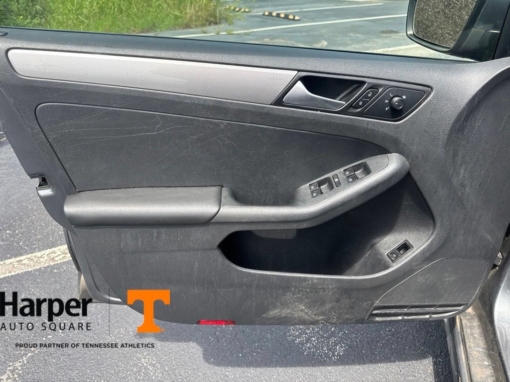 Used 2018 Volkswagen Jetta S FWD image 19