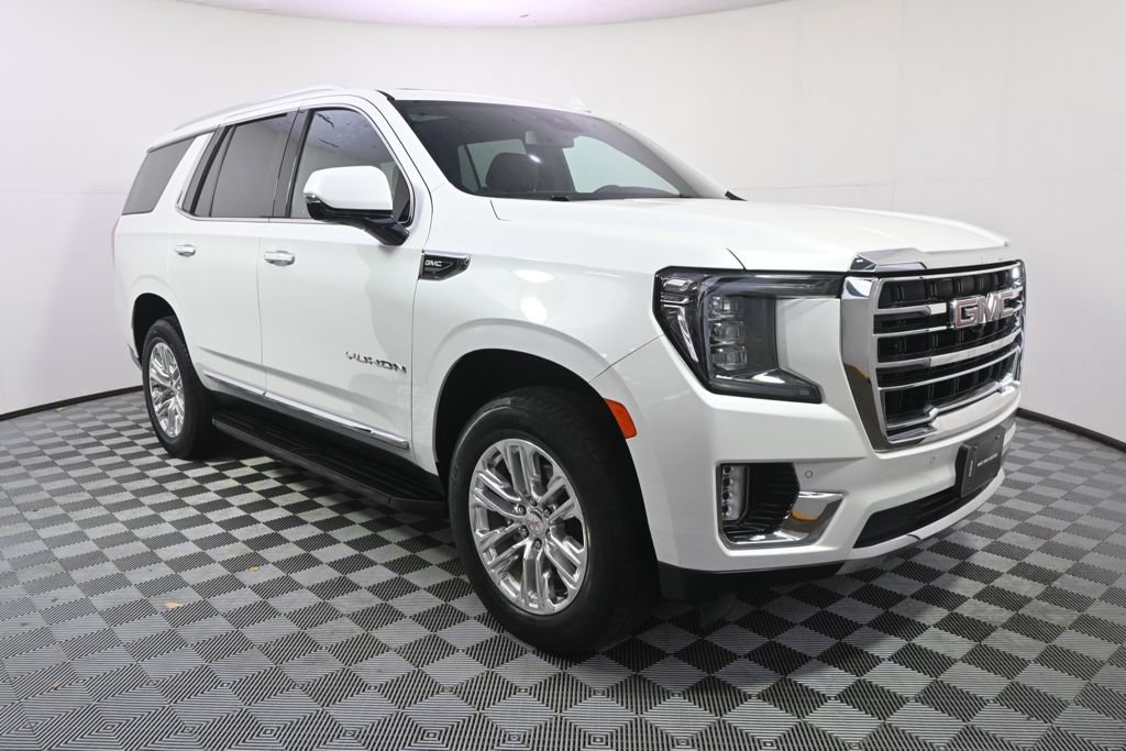 Used 2024 GMC Yukon SLT w/ SLT Premium Package AWD/4WD image 8