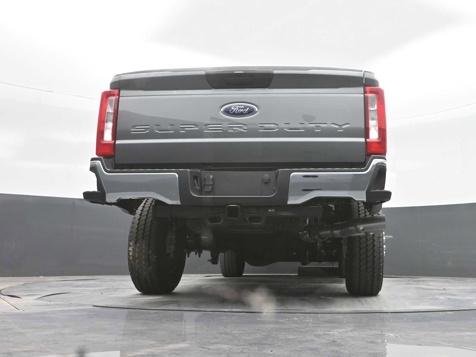 New 2025 Ford F350 XLT image 27