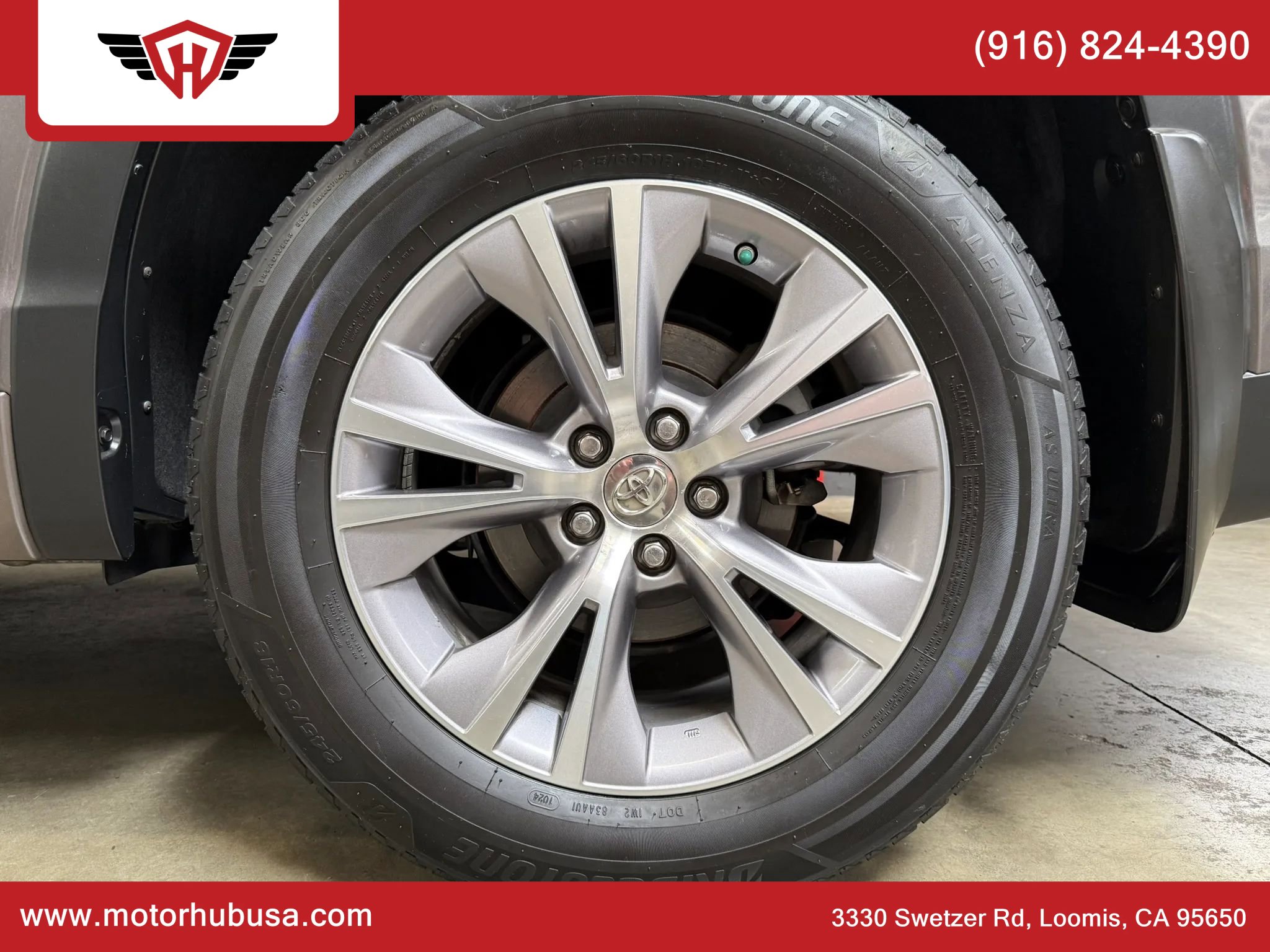 Used 2015 Toyota Highlander XLE AWD/4WD image 17