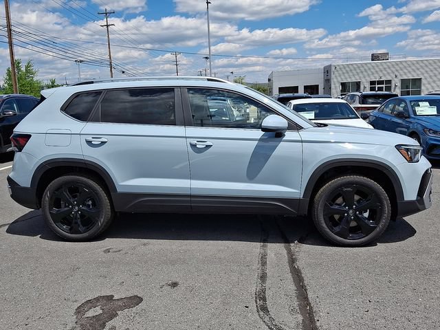 New 2026 Volkswagen Taos SEL AWD/4WD image 10