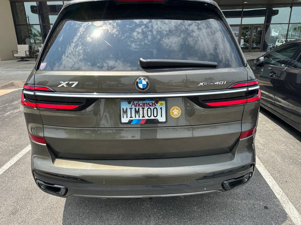 Used 2023 BMW X7 xDrive40i w/ Executive Package AWD/4WD image 6