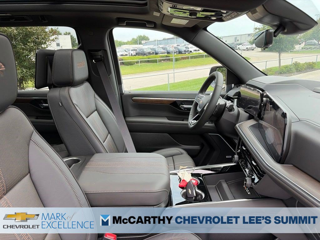 New 2026 Chevrolet Tahoe High Country AWD/4WD image 36