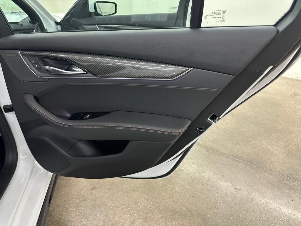 New 2026 Cadillac CT5 V AWD/4WD image 17