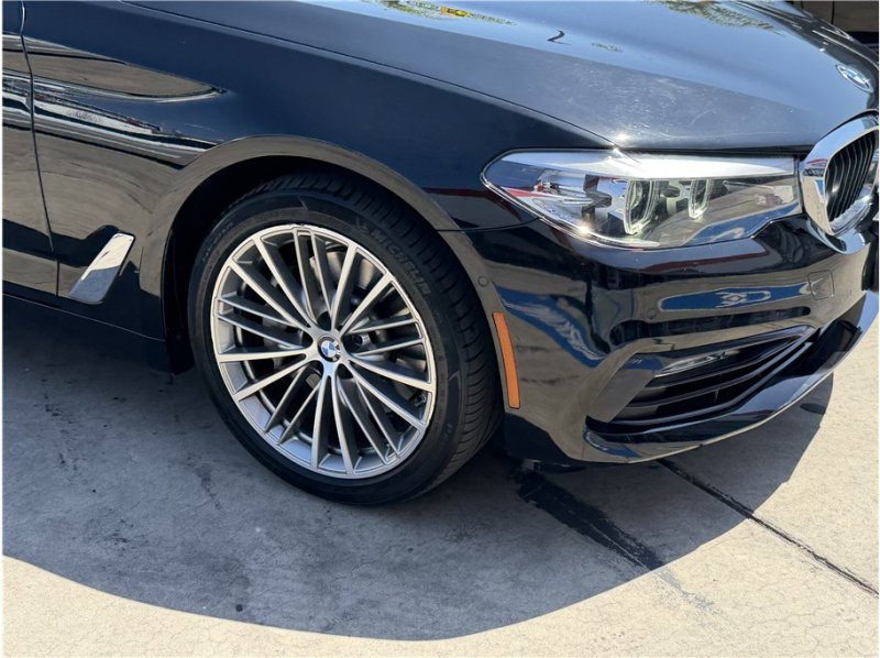 Used 2018 BMW 540i w/ Premium Package RWD image 7