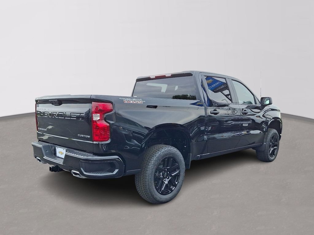 New 2026 Chevrolet Silverado 1500 Custom Trail Boss AWD/4WD image 4