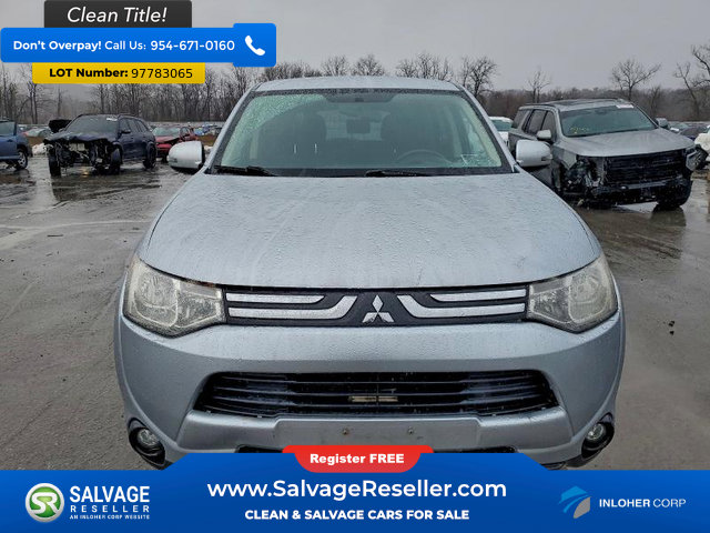 Used 2014 Mitsubishi Outlander SE image 7