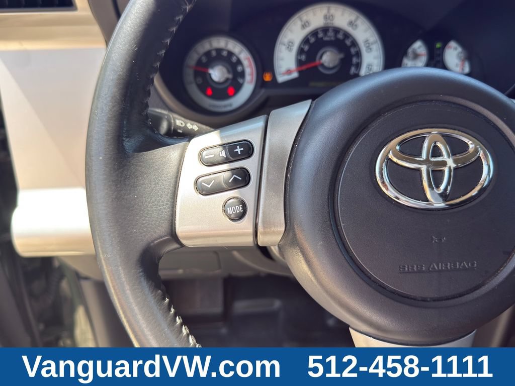 Used 2012 Toyota FJ Cruiser 2WD w/ Upgrade Pkg image 17
