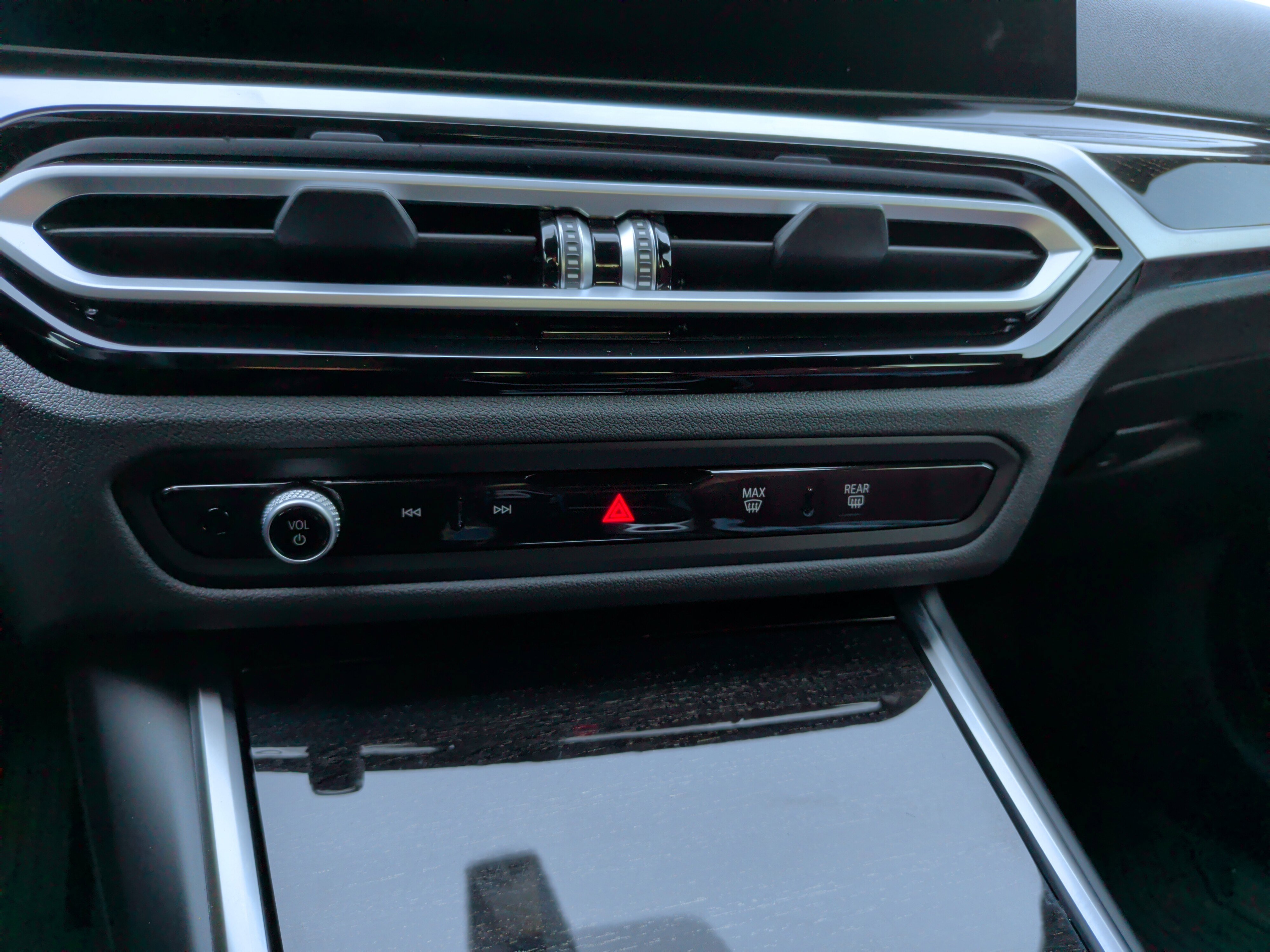 Certified 2023 BMW i4 eDrive35 w/ Premium Package image 19