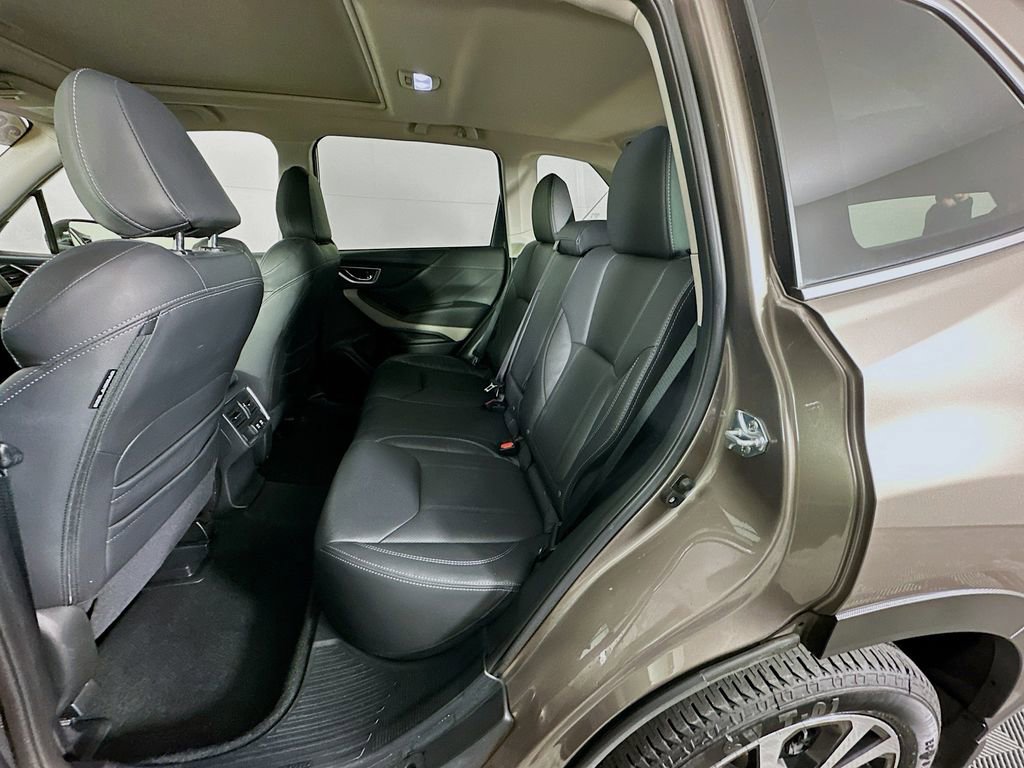 Used 2024 Subaru Forester Limited image 33