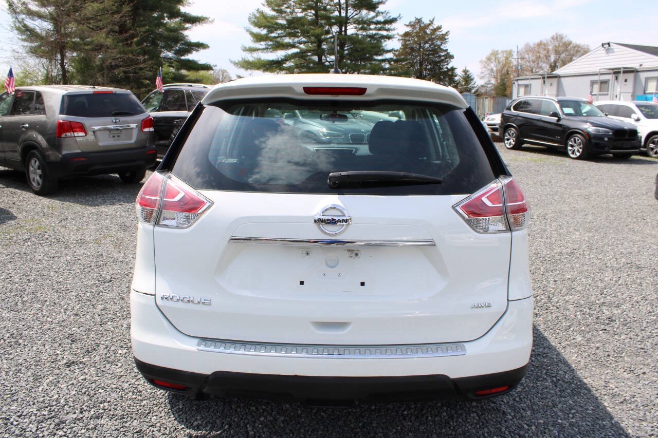 Used 2015 Nissan Rogue S AWD/4WD image 8