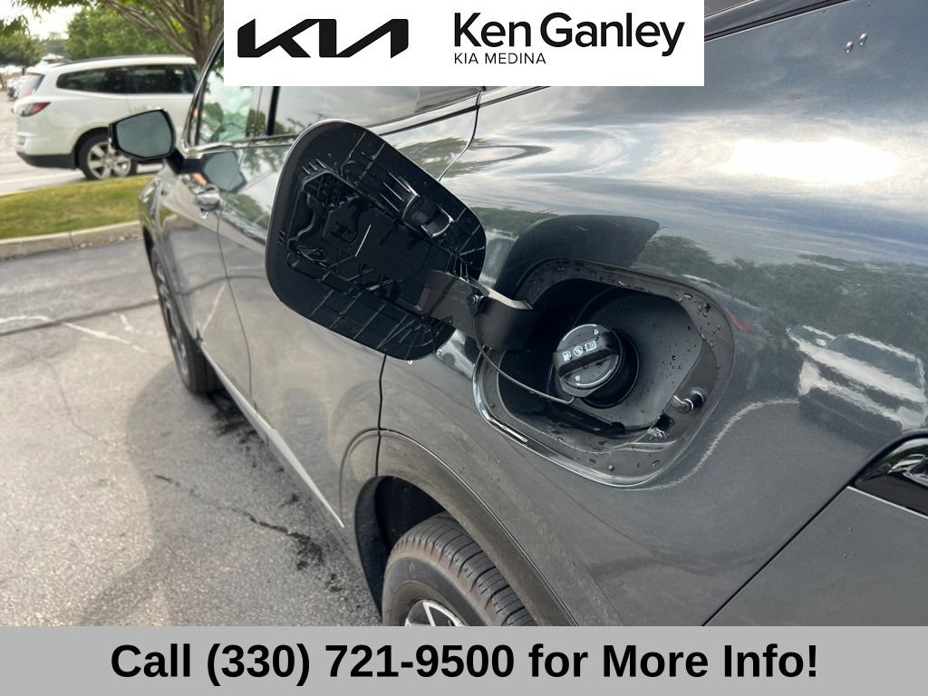Certified 2024 Kia Sportage SX AWD/4WD image 48