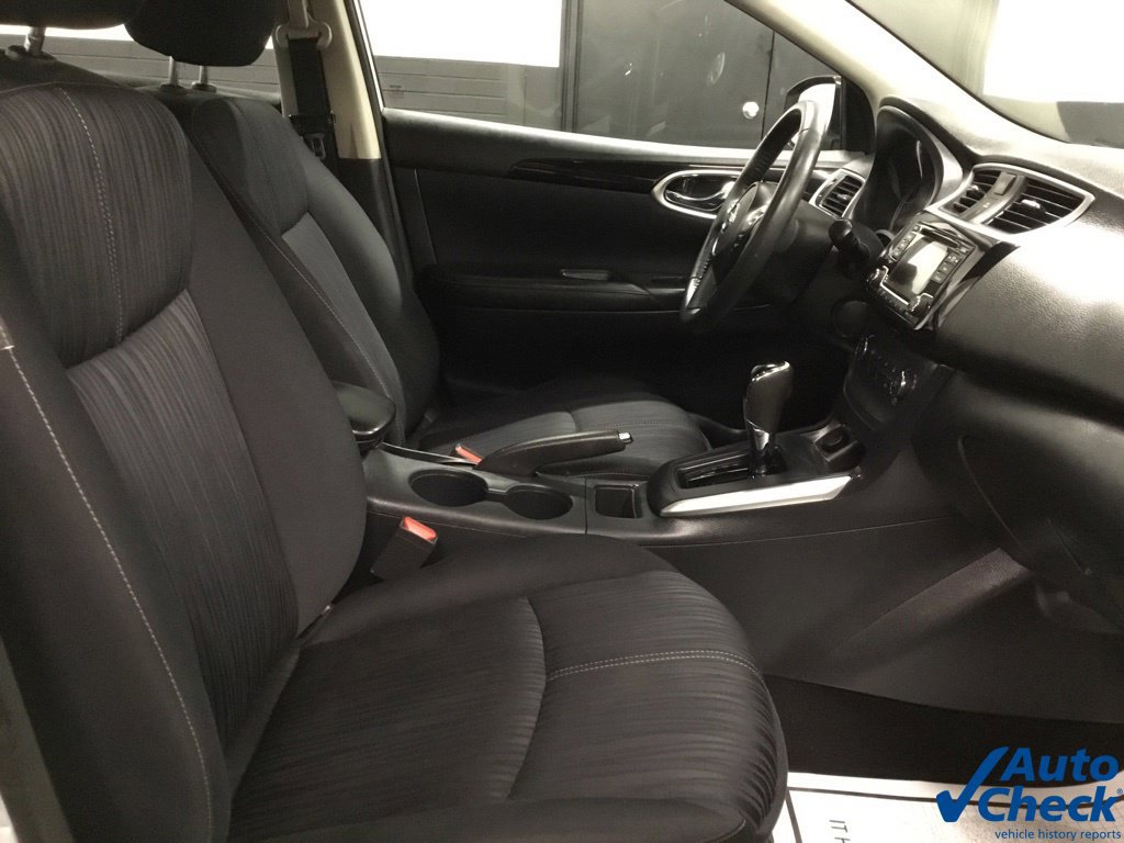 Used 2016 Nissan Sentra SV FWD image 36