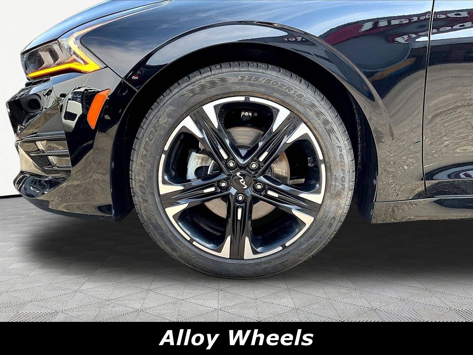 Used 2023 Kia K5 GT-Line AWD/4WD image 34