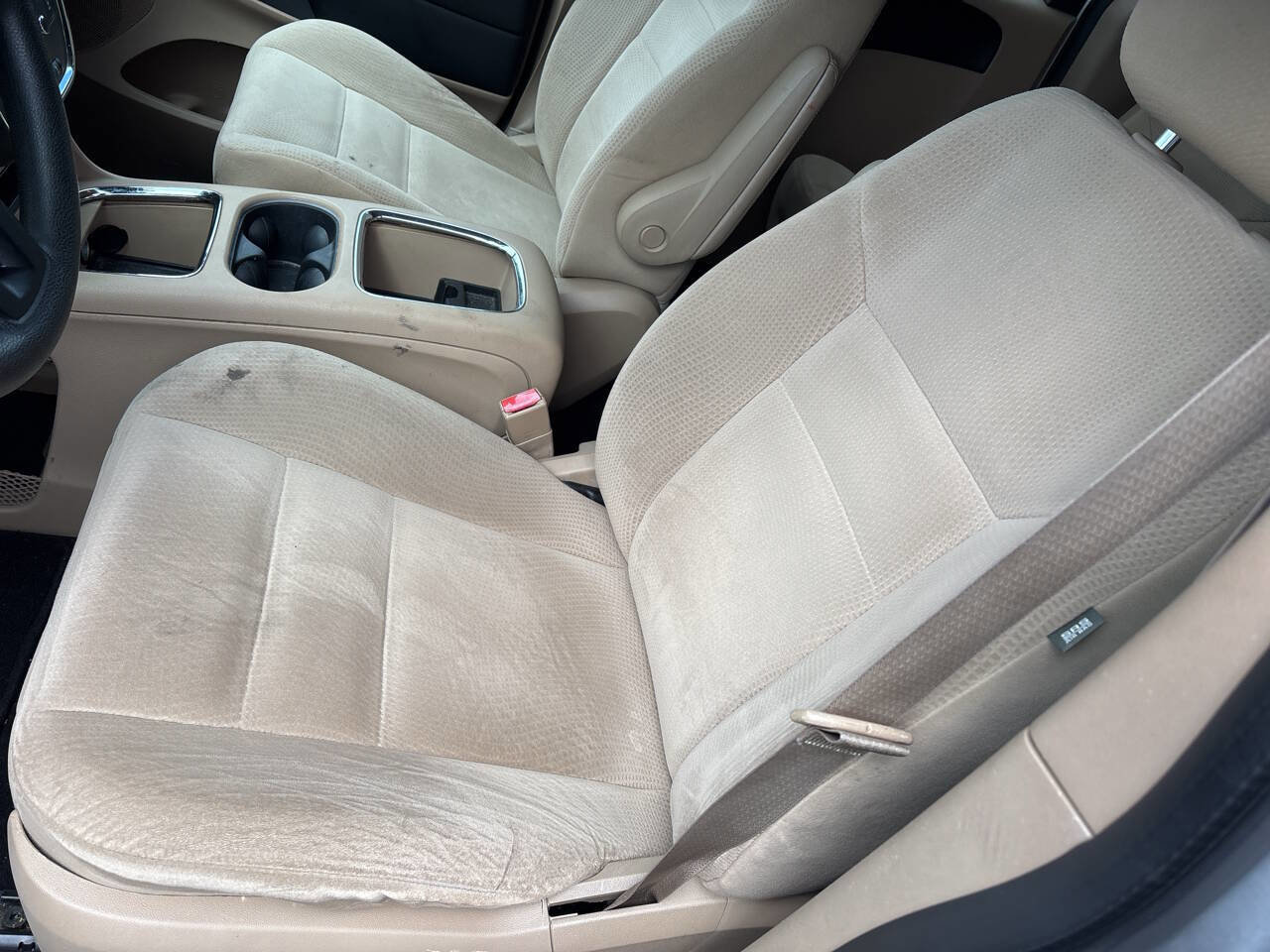 Used 2014 Dodge Grand Caravan SXT image 16