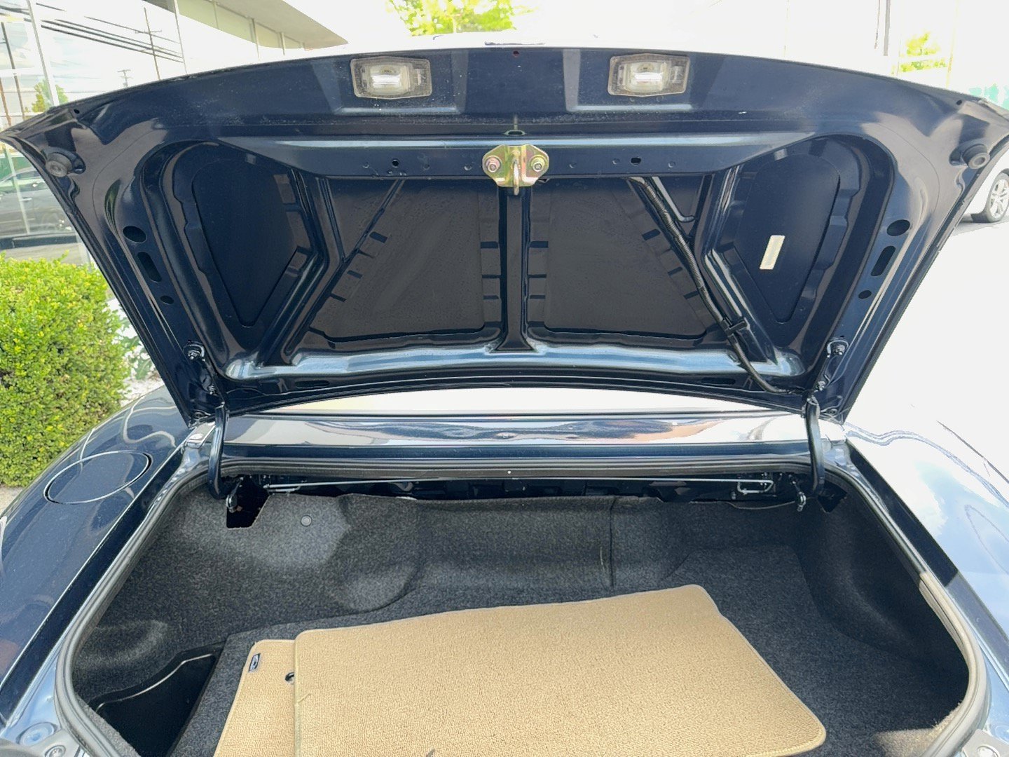 Used 2000 MAZDA MX-5 Miata LS RWD image 18