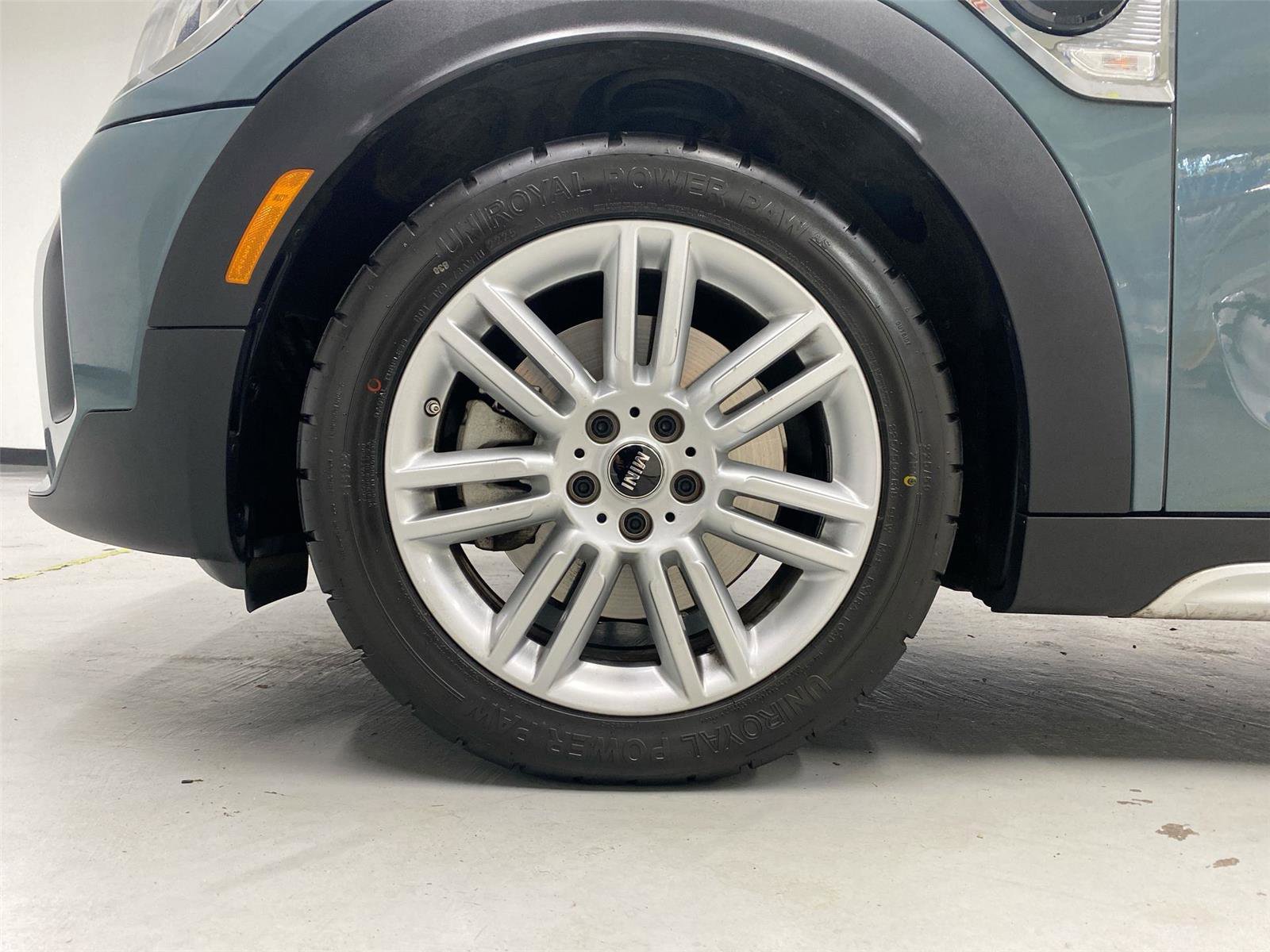 Used 2023 MINI Cooper Countryman SE w/ Storage Package image 23