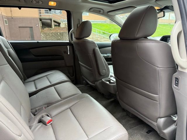 Used 2014 Honda Odyssey Touring image 29