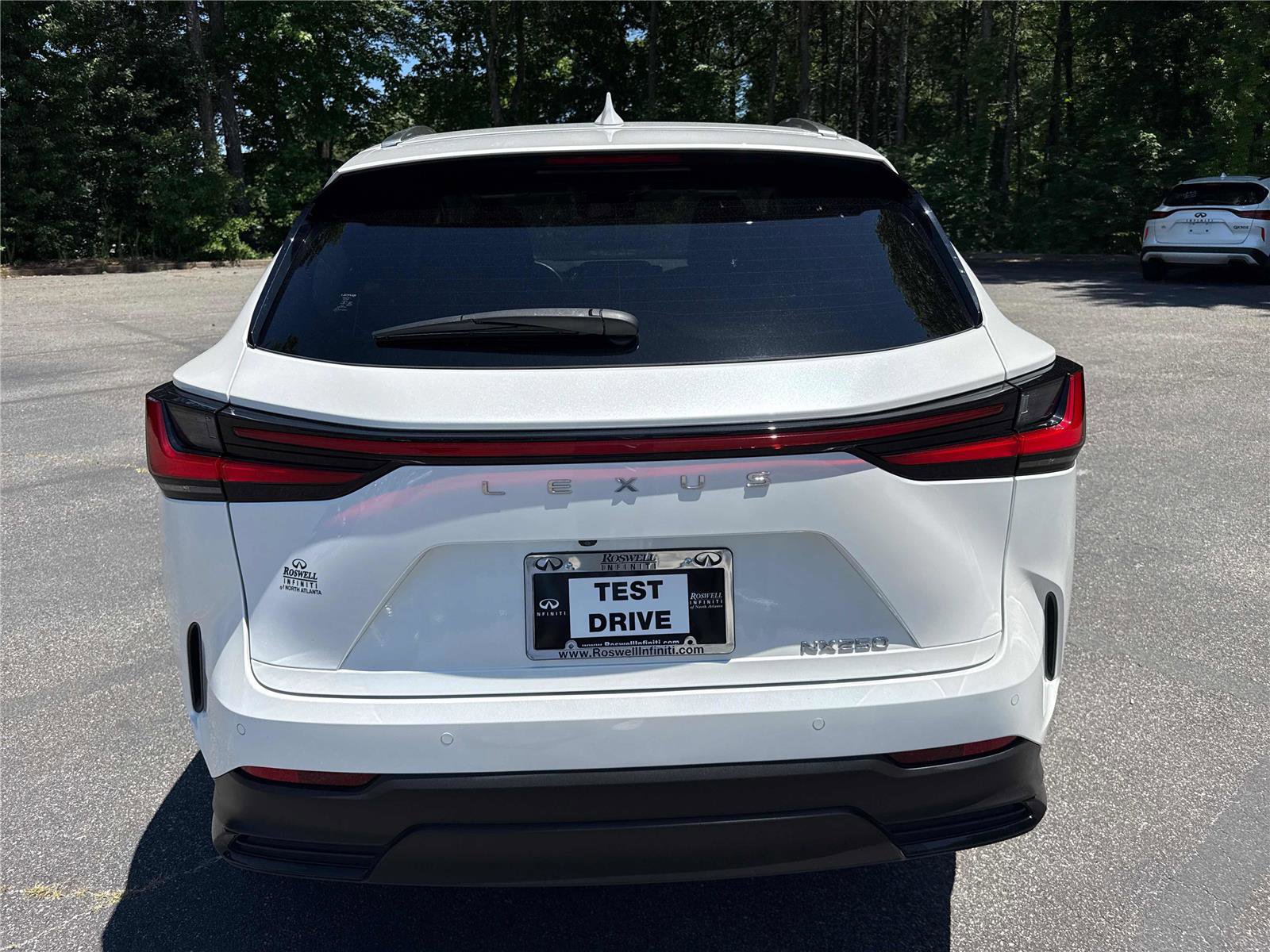 Used 2025 Lexus NX 250 FWD w/ Cold Area Package image 7