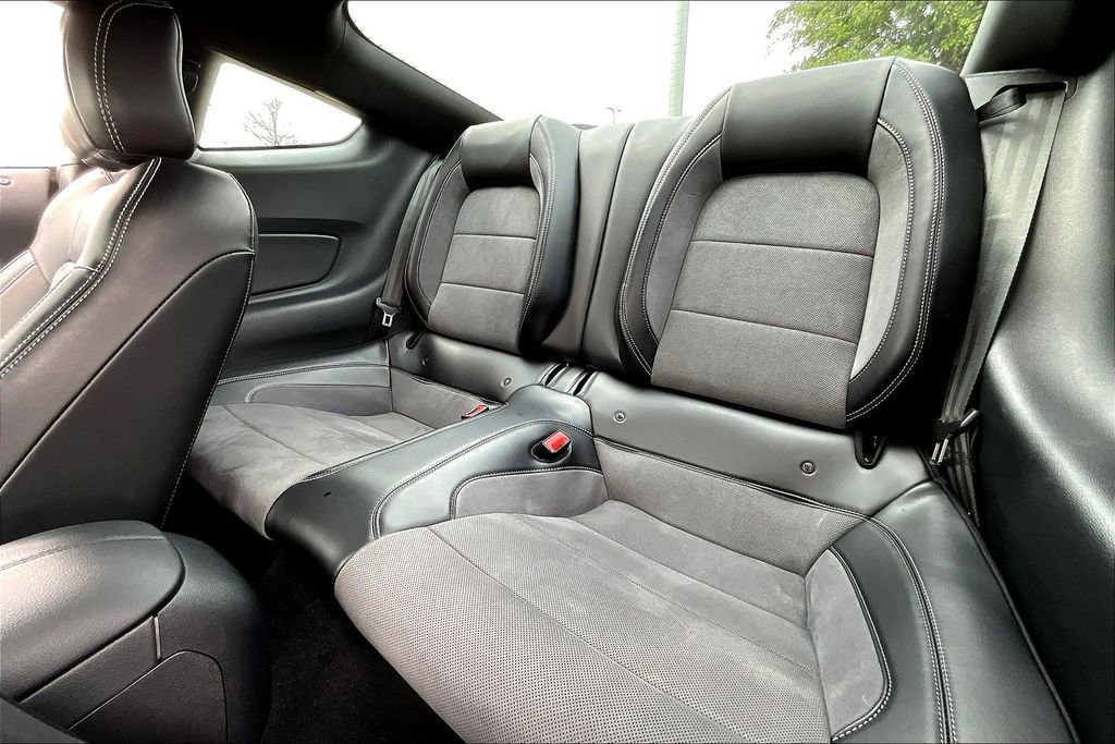 Used 2019 Ford Mustang Shelby GT350 w/ Technology Package image 30