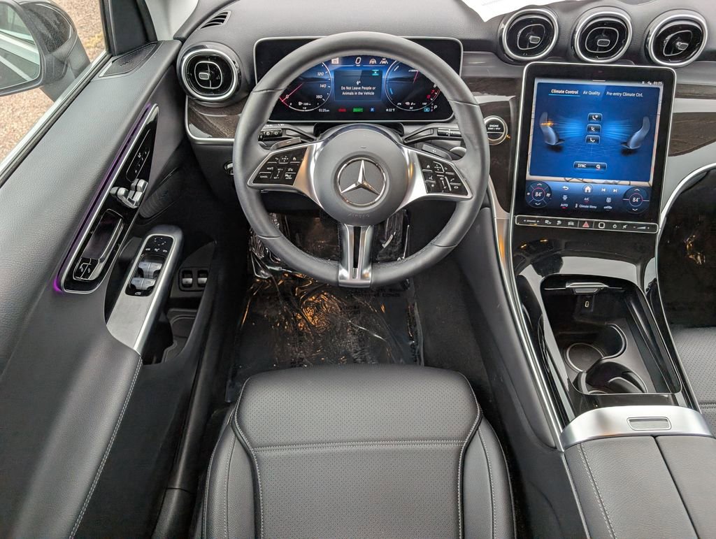 Certified 2025 Mercedes-Benz GLC 350e 4MATIC image 13