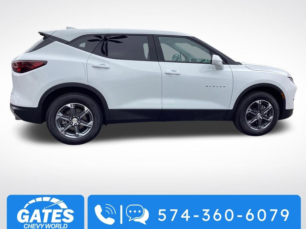 Used 2025 Chevrolet Blazer LT AWD/4WD image 10