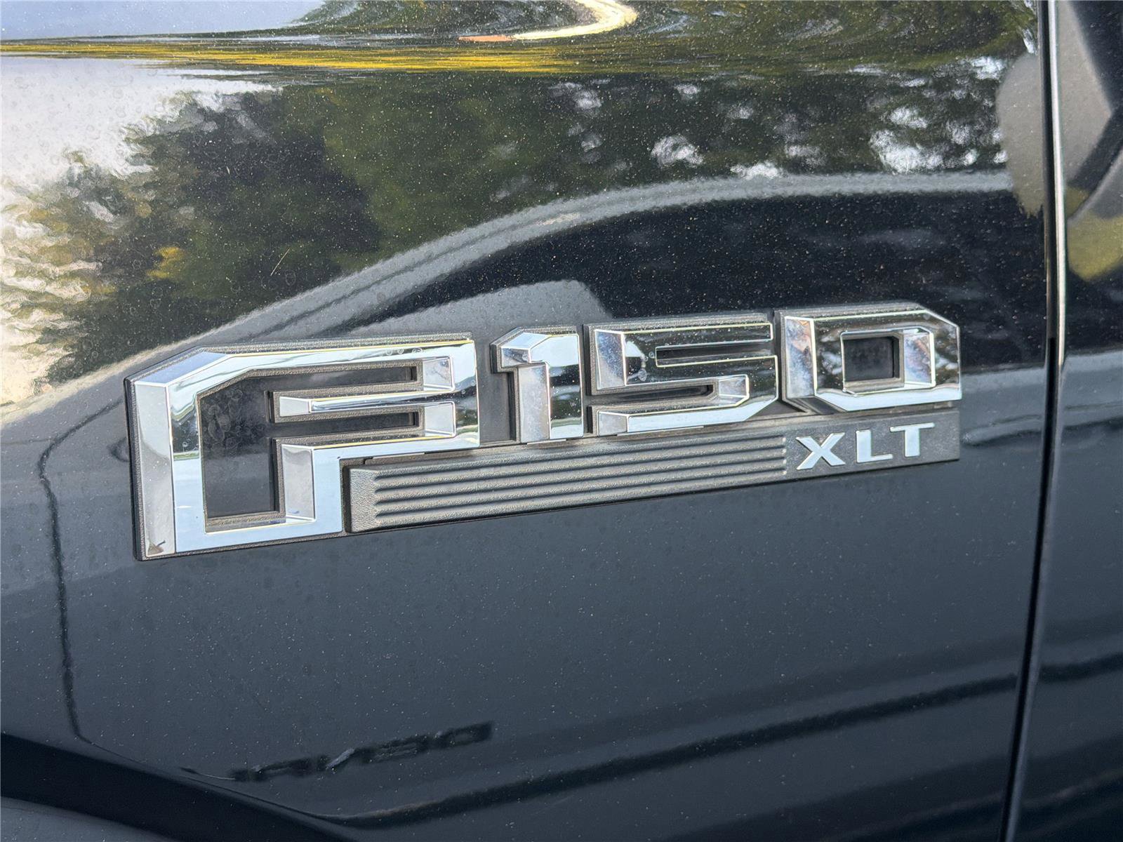 Used 2018 Ford F150 XLT w/ Equipment Group 302A Luxury image 8