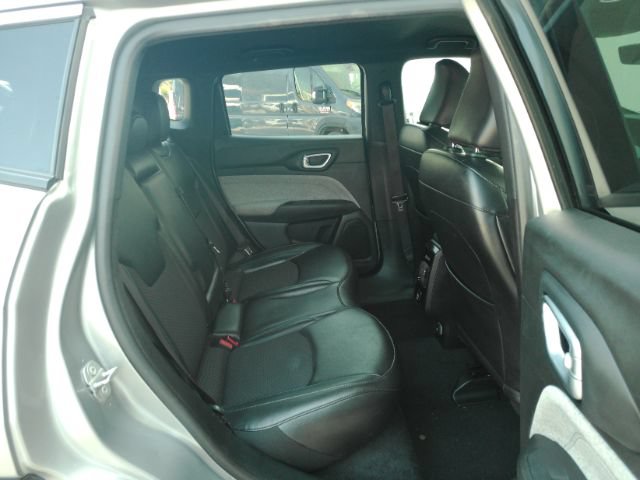 Used 2023 Jeep Compass Latitude AWD/4WD image 21