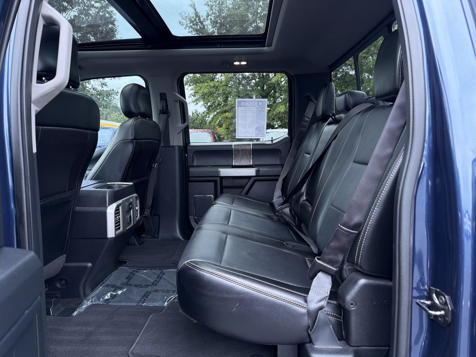 Used 2017 Ford F250 Lariat w/ Lariat Ultimate Package AWD/4WD image 27