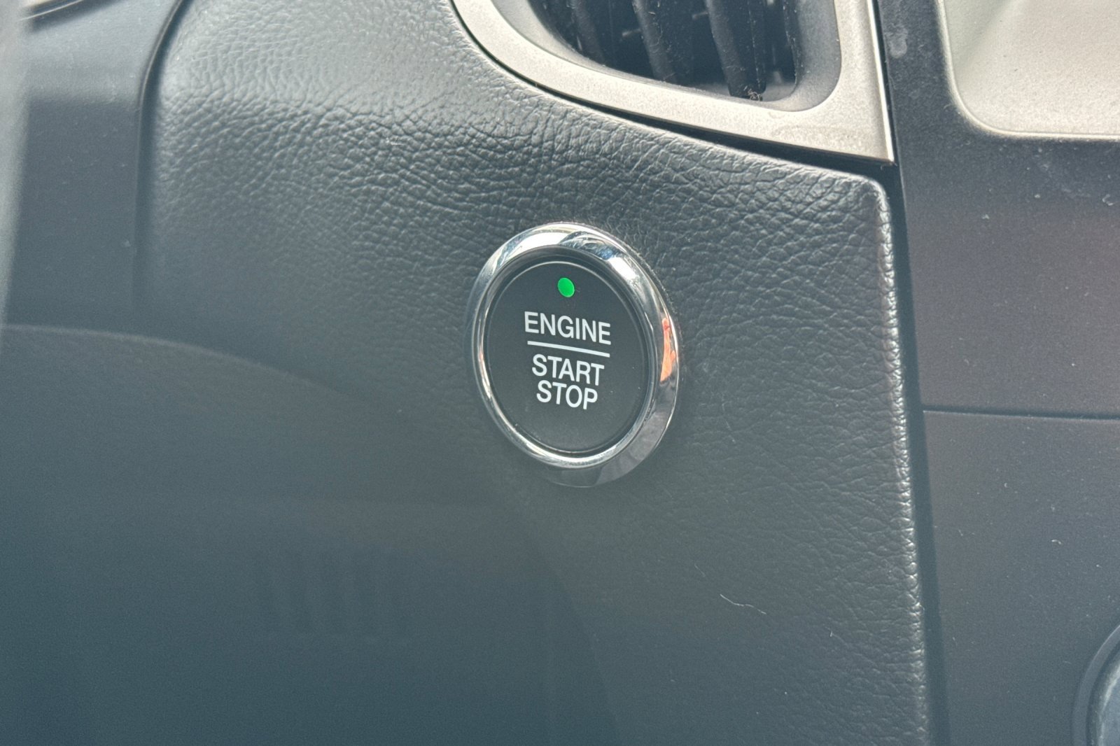 Used 2019 Ford Edge SEL w/ Equipment Group 201A image 23