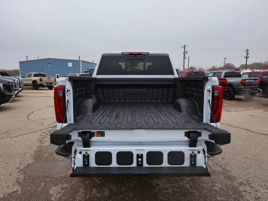 New 2026 GMC Sierra 2500 SLT w/ SLT Premium Package image 6
