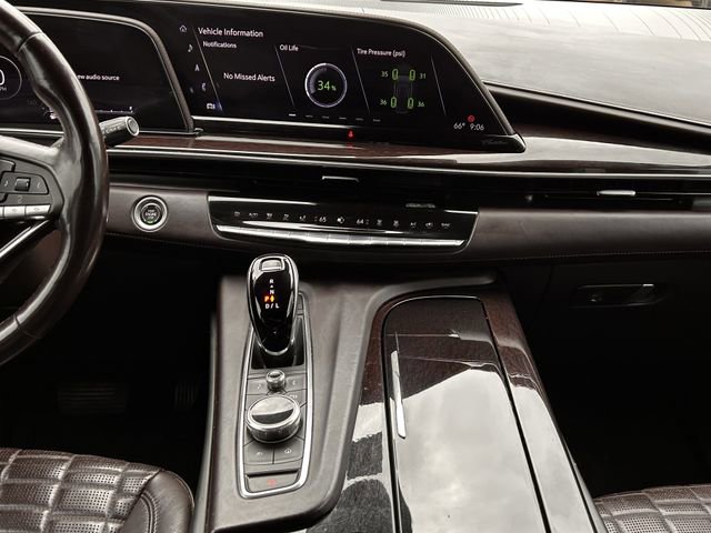 Used 2022 Cadillac Escalade ESV Sport Platinum image 18