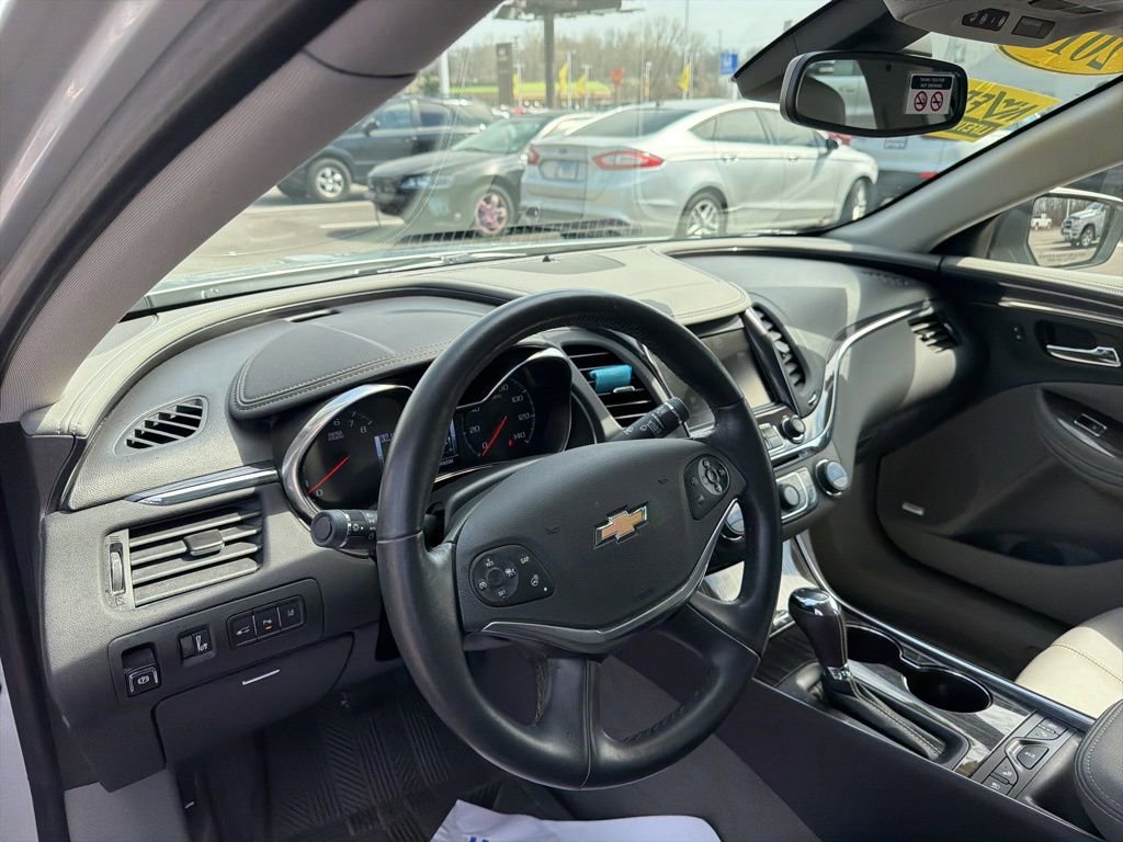 Used 2018 Chevrolet Impala Premier w/ Premier Confidence Package image 16