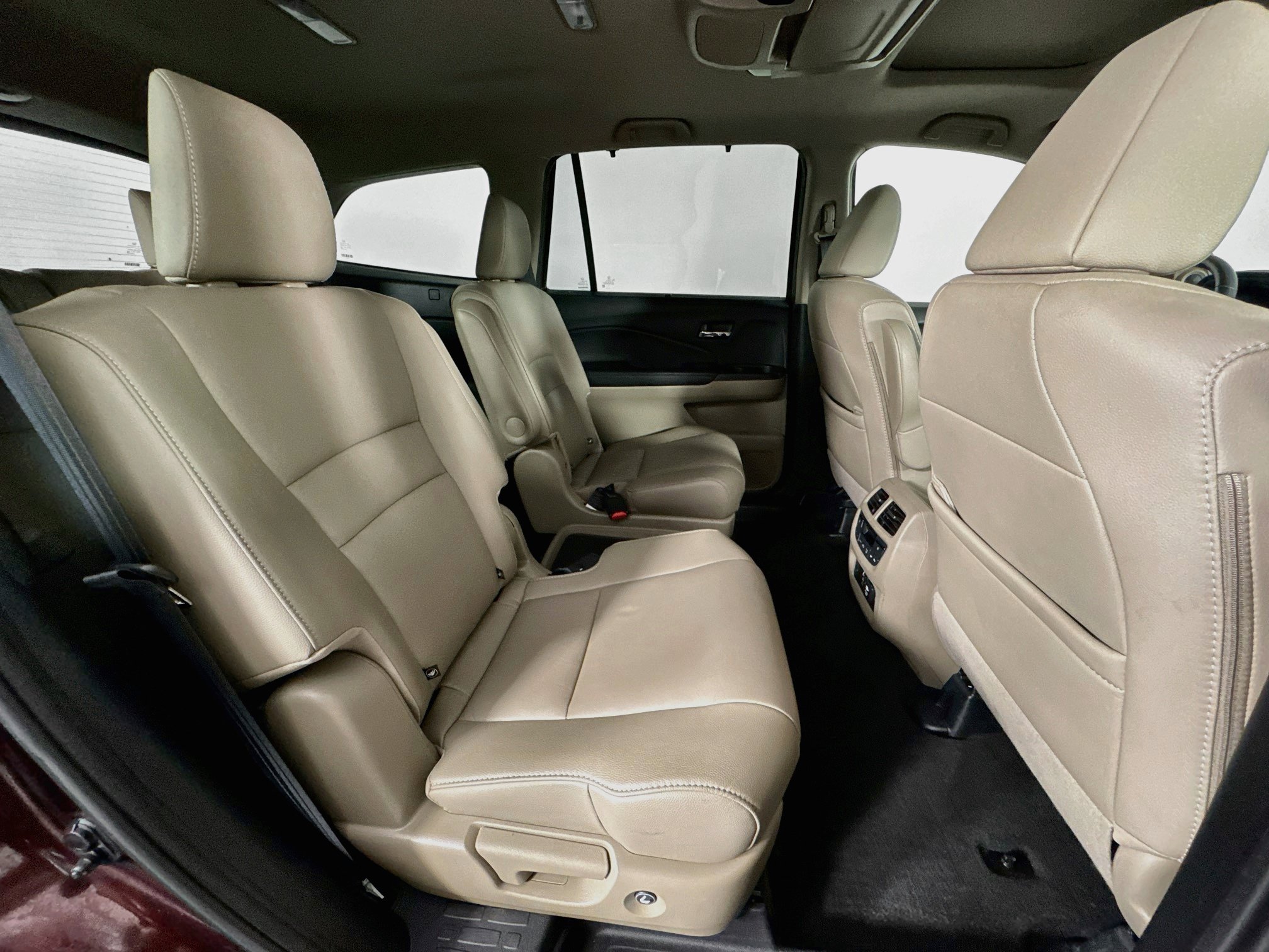 Certified 2019 Honda Pilot Touring image 29