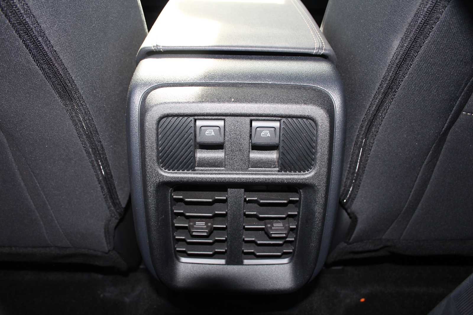 Used 2025 Ford Bronco Big Bend AWD/4WD image 29