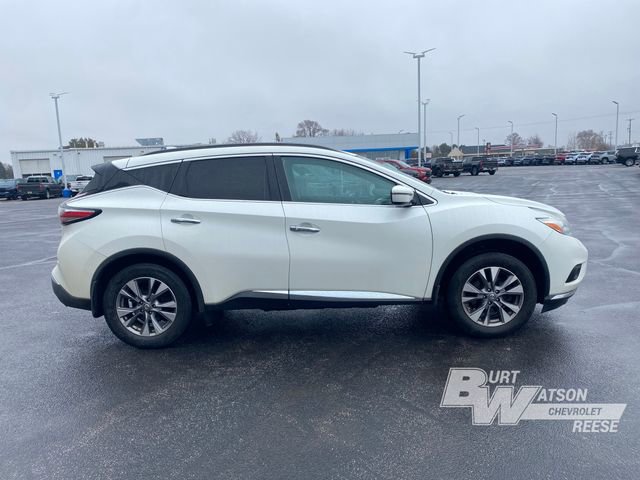 Used 2017 Nissan Murano AWD image 2