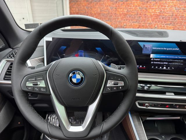 Used 2026 BMW X5 xDrive50e w/ Executive Package AWD/4WD image 14