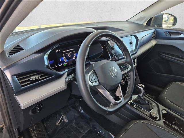 Used 2024 Volkswagen Taos SE AWD/4WD image 10