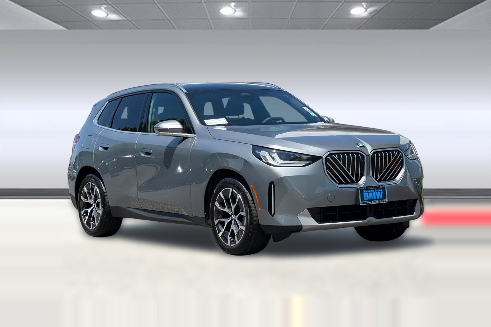 Used 2025 BMW X3 xDrive30i w/ Premium Package AWD/4WD image 6
