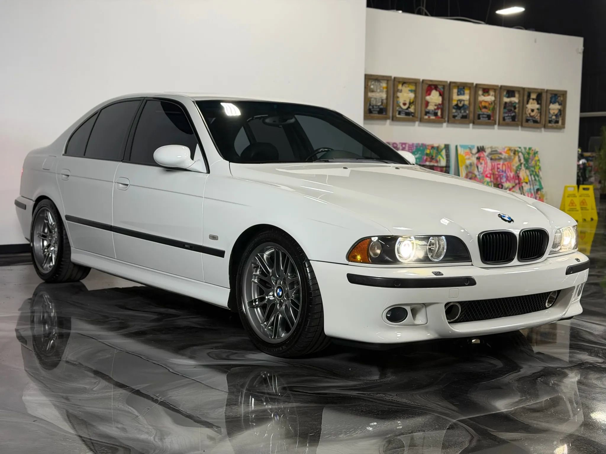 Used 2003 BMW M5 image 8