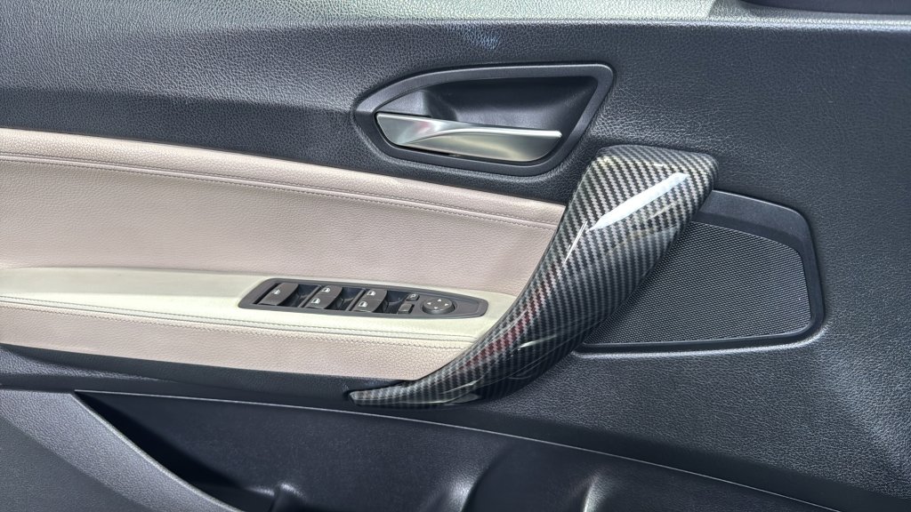 Used 2016 BMW M235i Convertible image 15