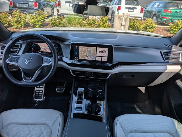 Used 2024 Volkswagen Atlas Cross Sport SEL Premium R-Line AWD/4WD image 21